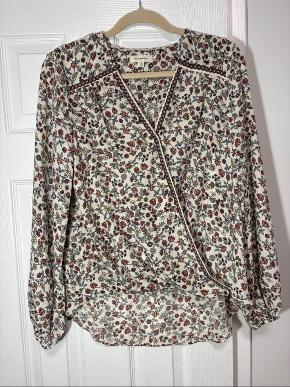 Max Studio Cream Floral V-Neck Wrap Blouse with Brown Trim